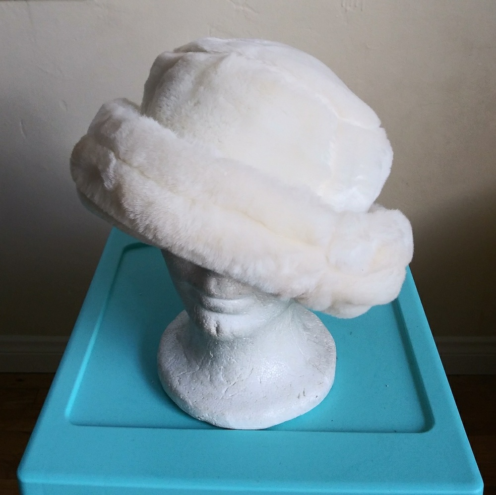 Woman's Hat